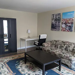 3 Bdr Appartement,wifi,netflix Free Parking Canada
